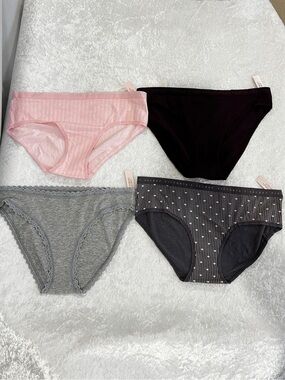 Victoria's Secret Lot Of Four Underwear Panties Brief Size Medium Cotton Blend